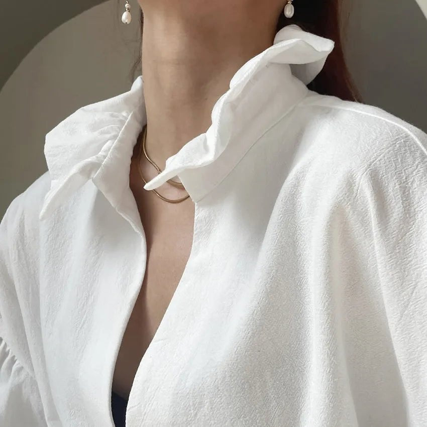 Lola V- výstřih. Puff dlouhý rukáv. Halenka