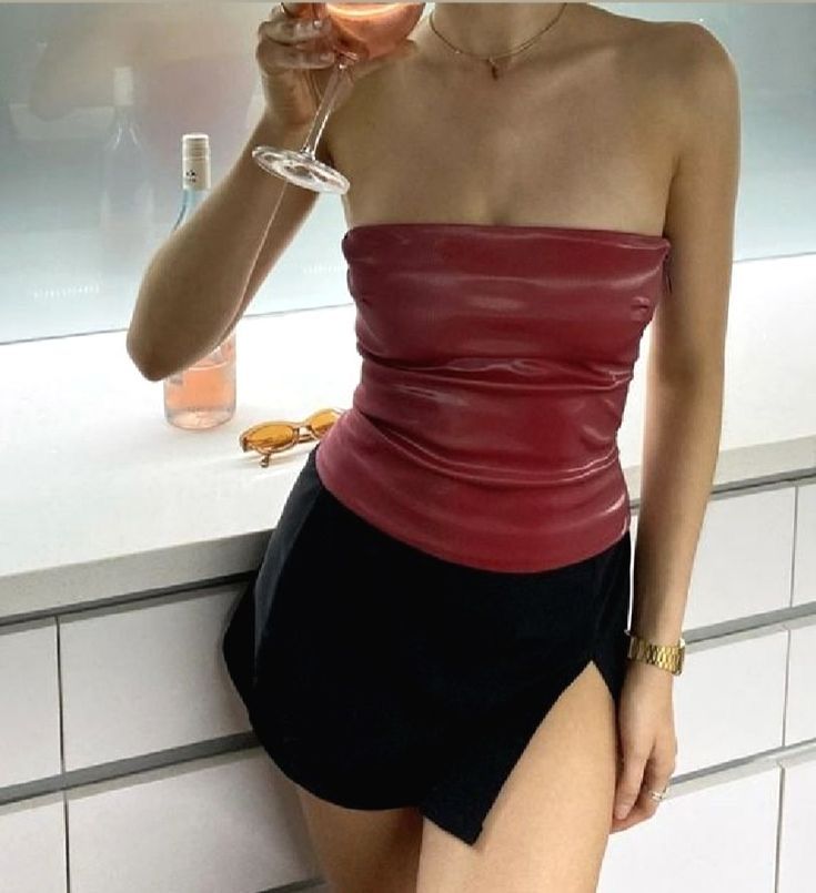 Yassi top z umělé kůže