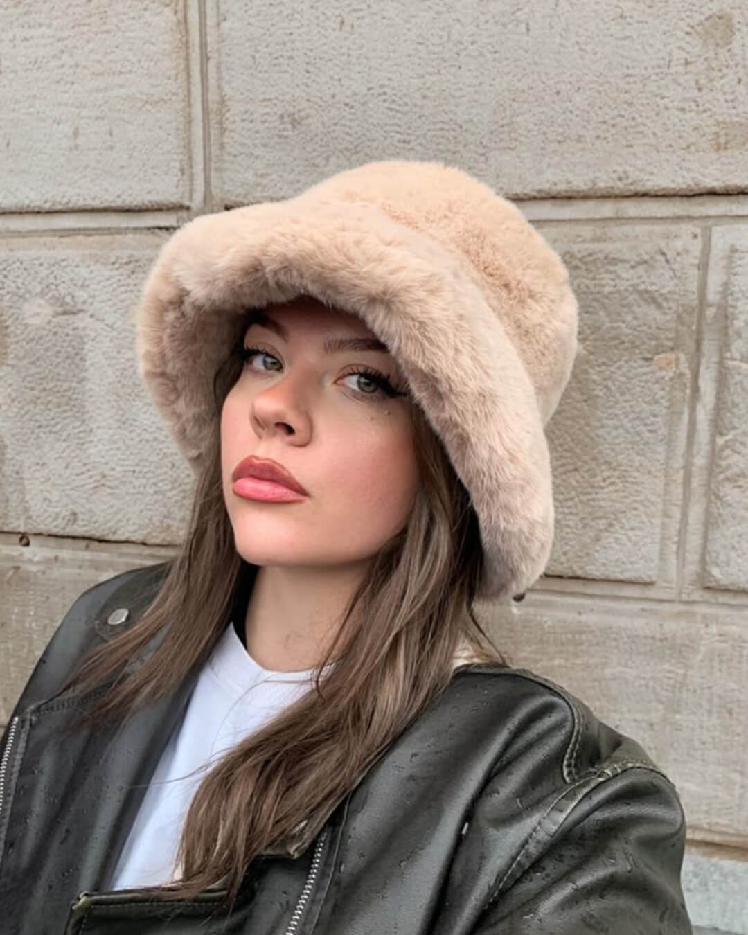 Chlupatý klobouk Pauleen